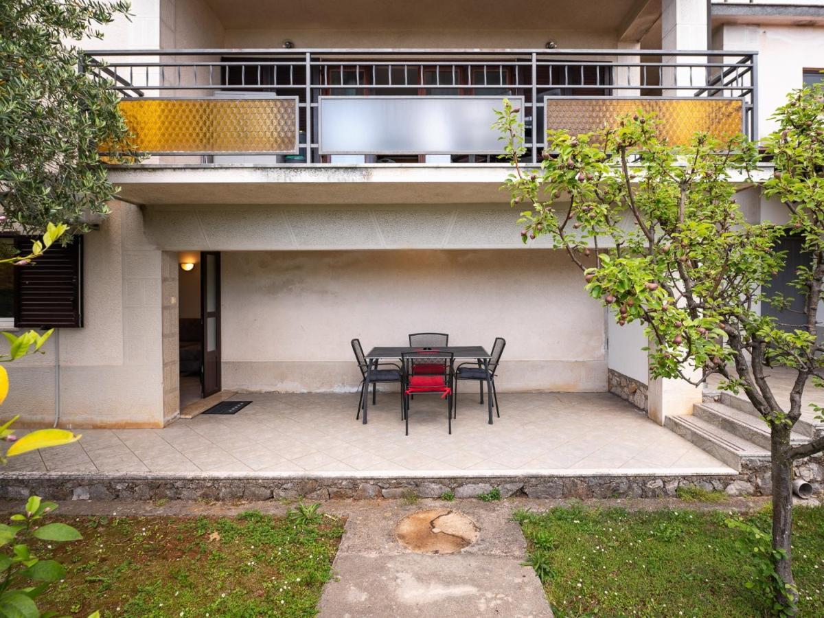 Apartments Vilma Lovran Exterior foto